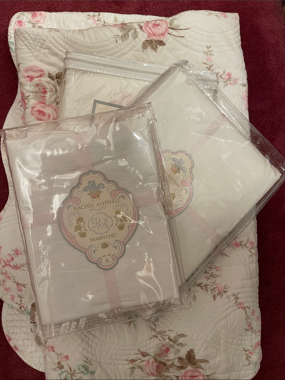 Rachel Ashwell, Shabby Chic, Lily, white queen 100% cotton sheet set